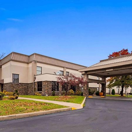 Baymont By Wyndham Monroe Ohio Hotel Bagian luar foto